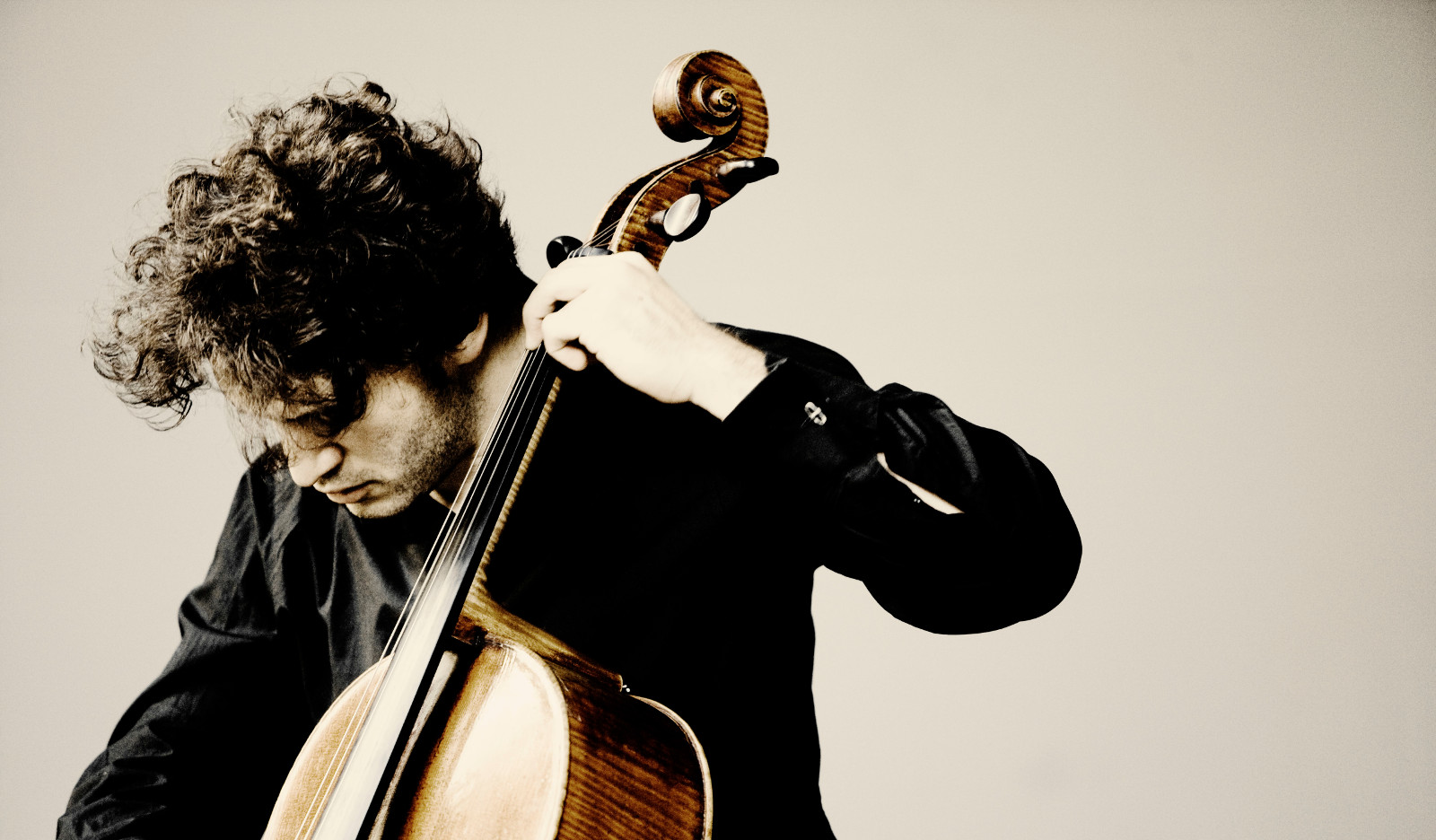 Nicolas Altstaedt - Cellist